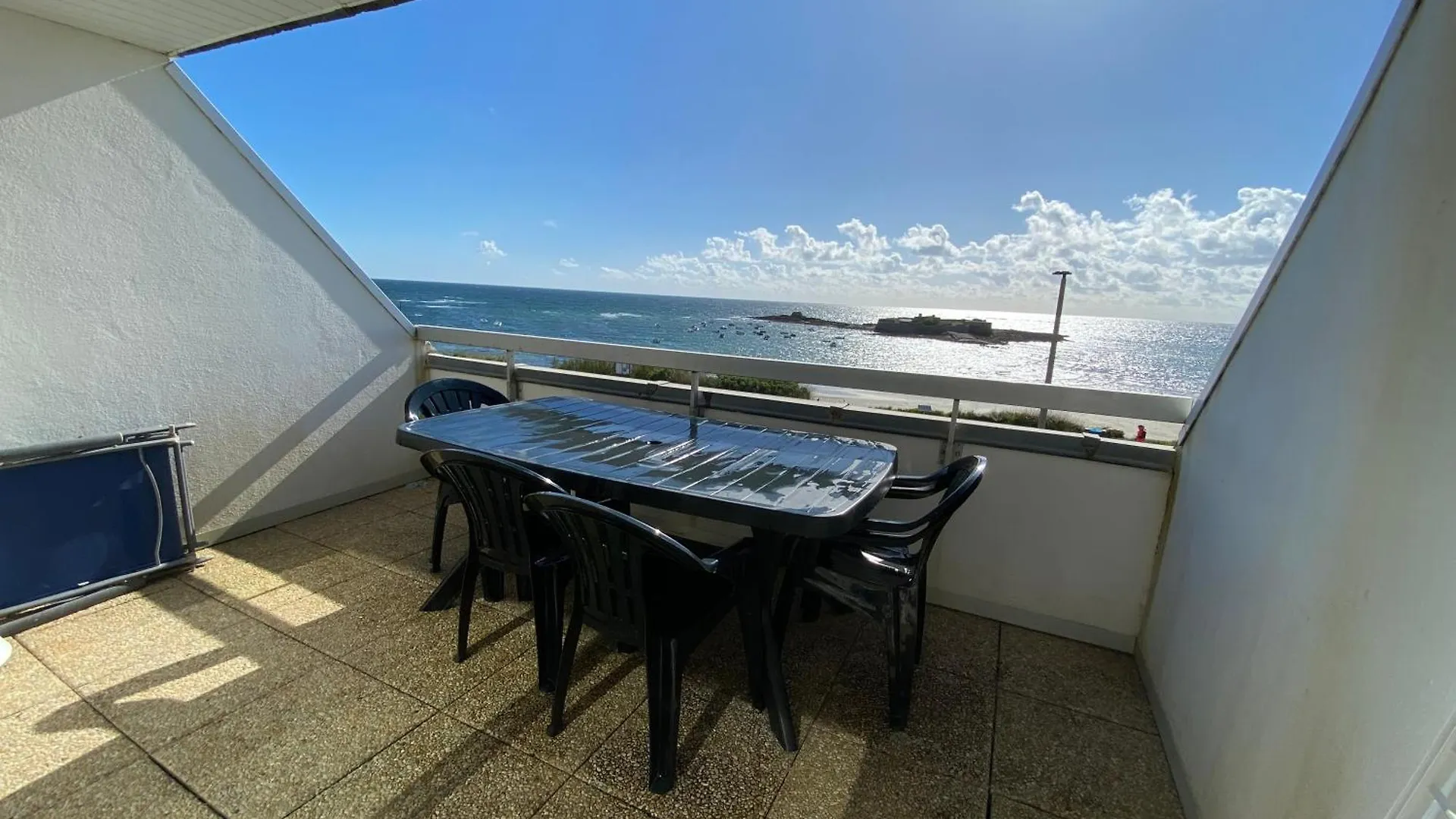 Appartement 2 Pieces 4-5 Personnes - Vue Imprenable Sur La Mer - Melwenn بلومور